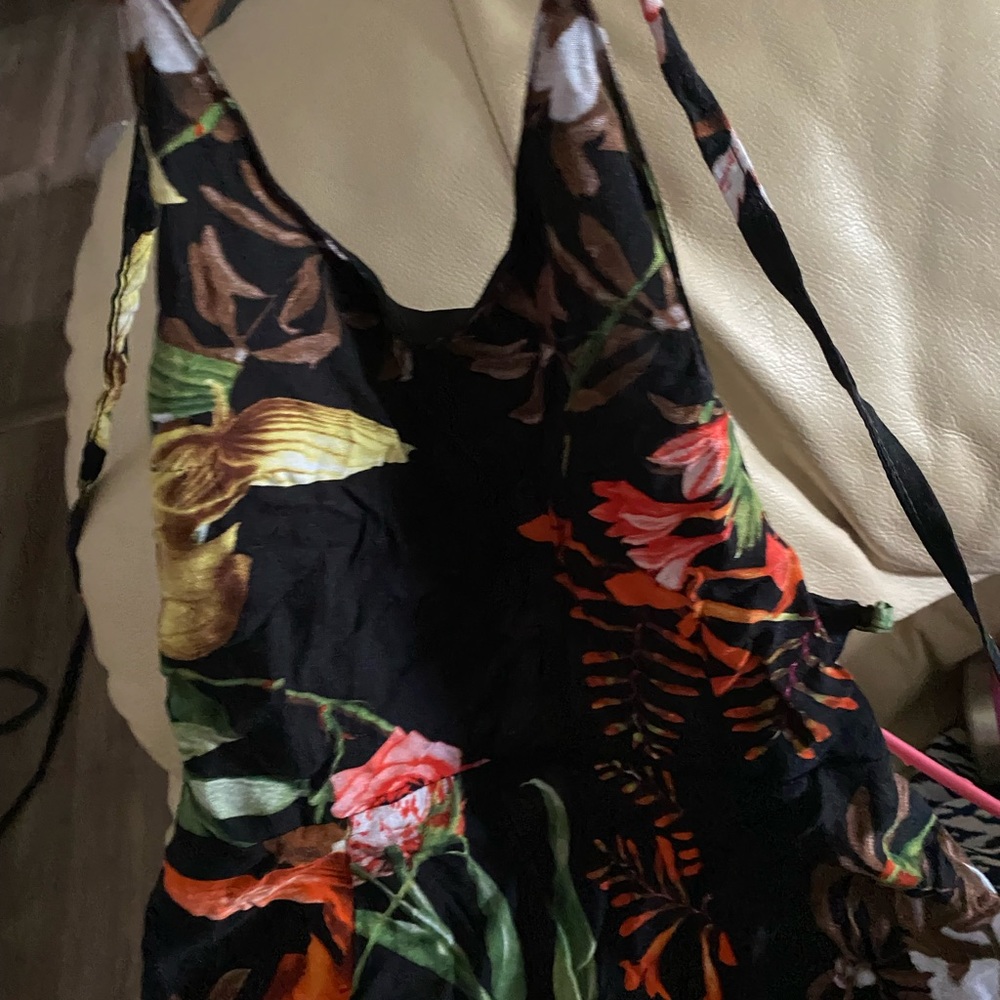 Summer dress floral print 2 slits in front